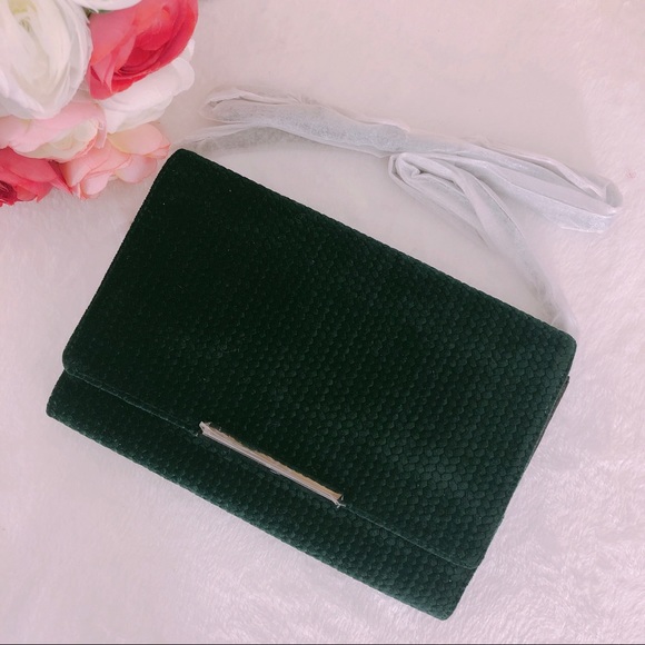 Botkier Vanderbilt Wallet On The Chain - Picture 1 of 7